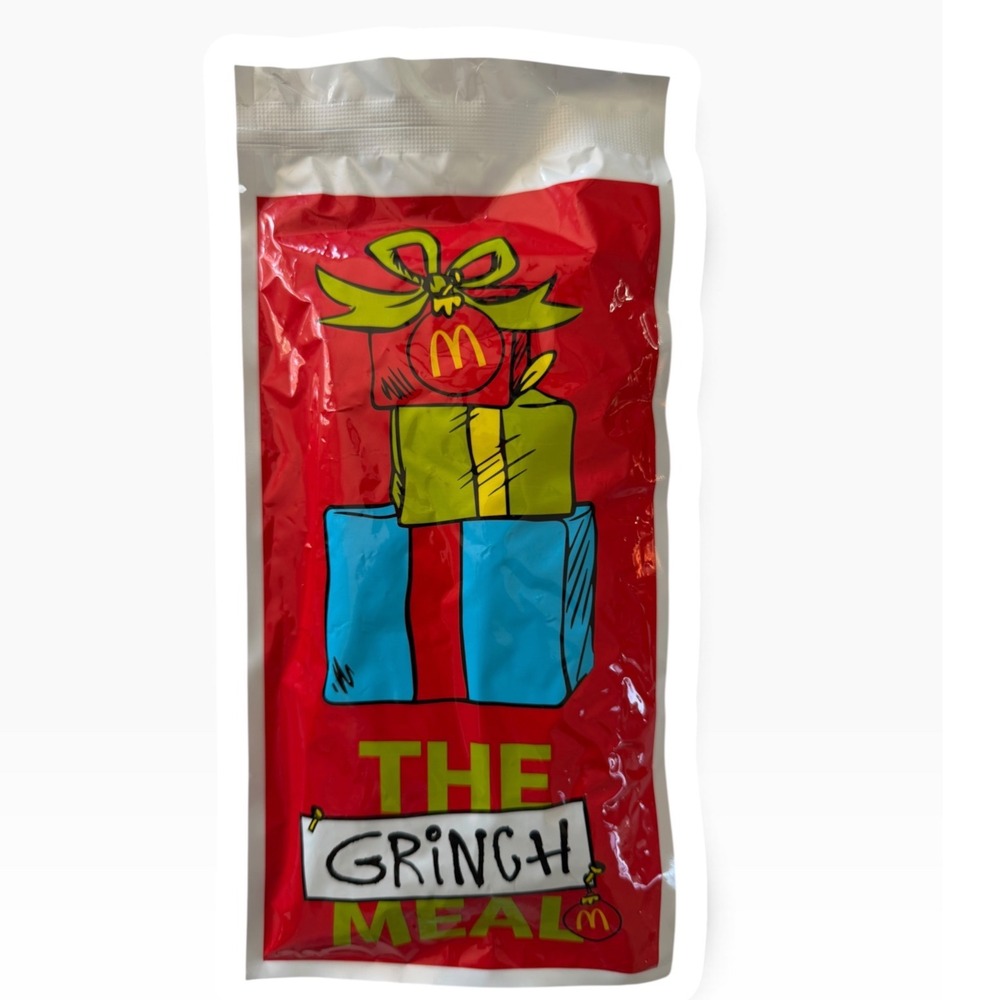 McDonalds The Grinch Meal Socks Unisex OS Red Holiday Collectible Cotton NWT